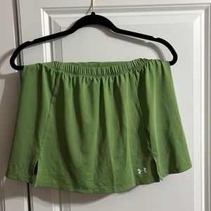 Under Armour golf skirt (Size: Medium)